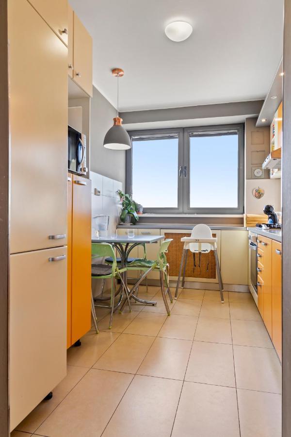 125 Sqm Family Friendly With Kids Room Bucarest Exterior foto