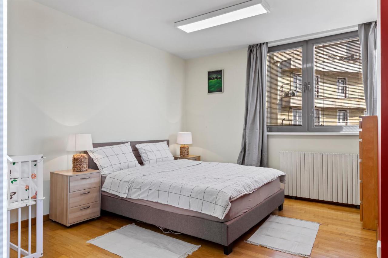 125 Sqm Family Friendly With Kids Room Bucarest Exterior foto