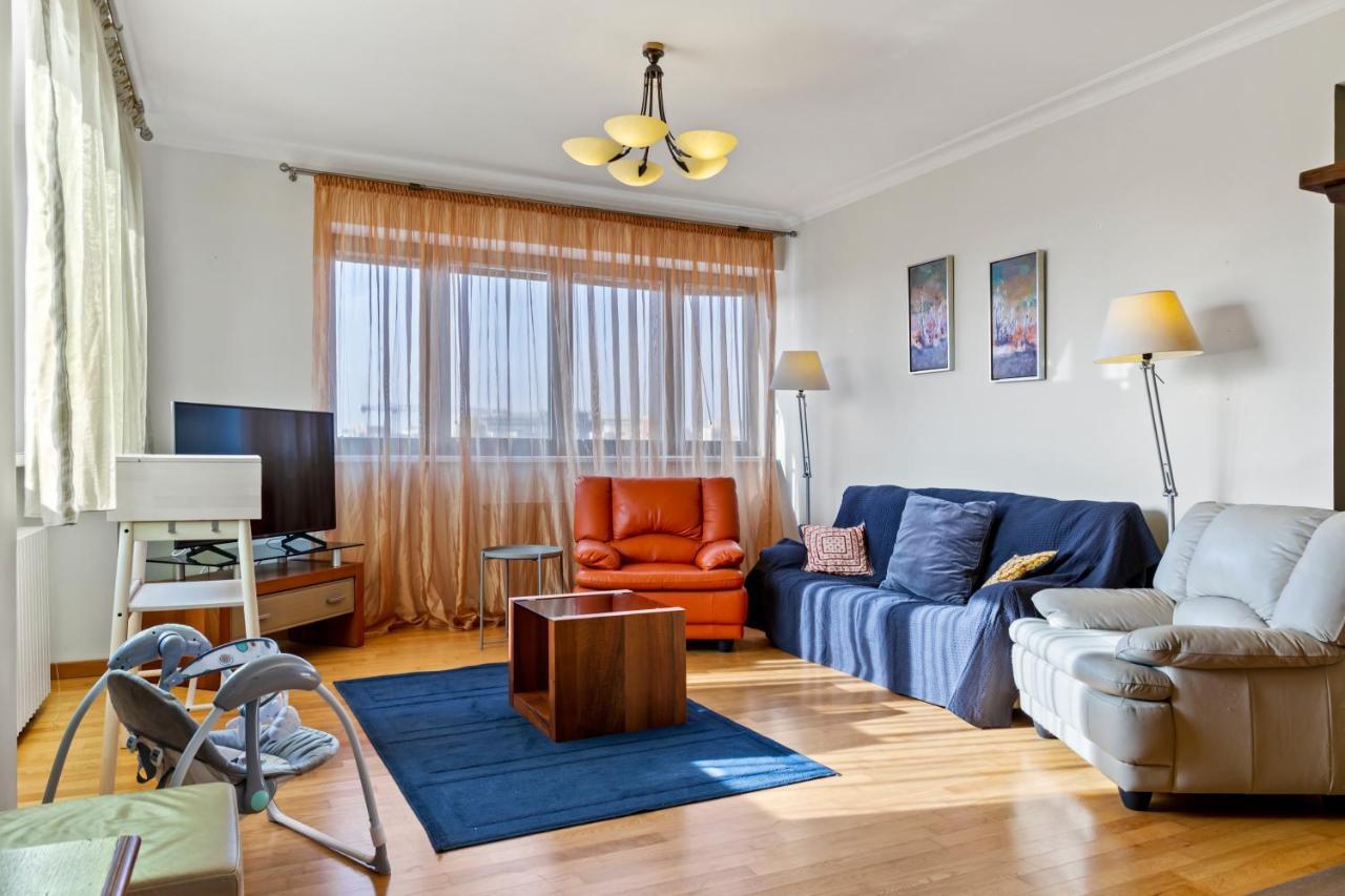 125 Sqm Family Friendly With Kids Room Bucarest Exterior foto