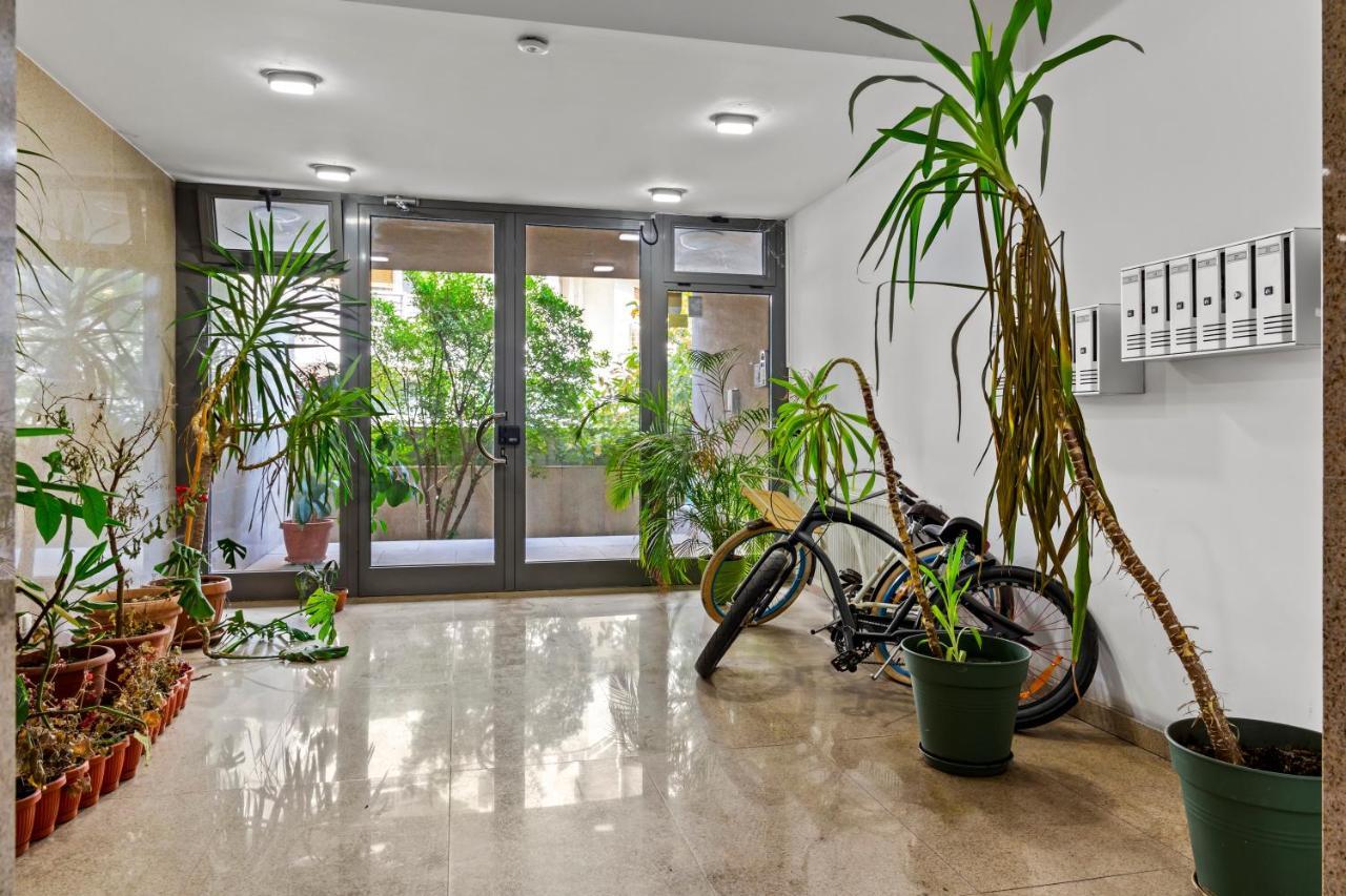 125 Sqm Family Friendly With Kids Room Bucarest Exterior foto